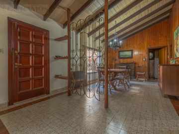 Casa en  Manuel Alberti, Pilar