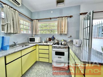Casa - Lomas de Zamora Este