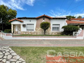 Casa - Lomas de Zamora Este