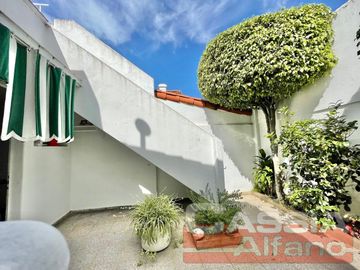 Casa - Lomas de Zamora Este