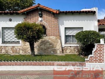 Casa - Lomas de Zamora Este