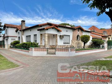 Casa - Lomas de Zamora Este