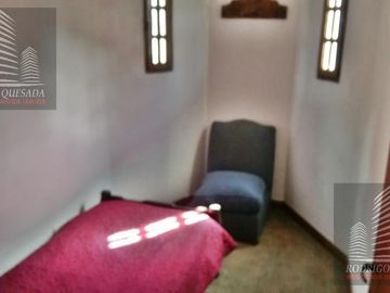 Amplia casa en zona residencial en San Bernardo