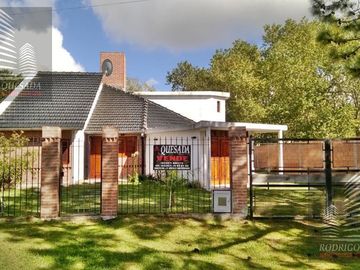 Amplia casa en zona residencial en San Bernardo