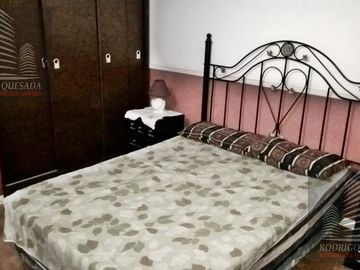 Amplia casa en zona residencial en San Bernardo