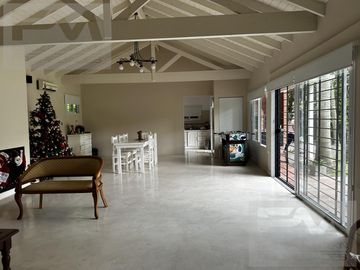 Casa - Francisco Alvarez