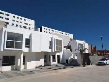 Estrena Departamento en Juriquilla, Junto a UVM y Fresko, 3 Recámaras, Alberca