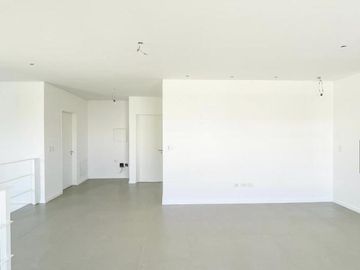 Casa  al Rio en Venta en San Juan - Villa Nueva