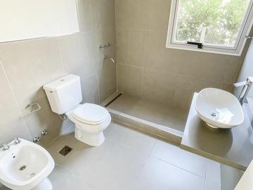 Casa  al Rio en Venta en San Juan - Villa Nueva