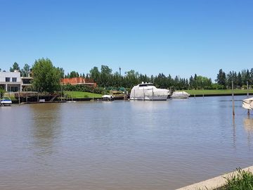 Casa  al Rio en Venta en San Juan - Villa Nueva