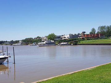 Casa  al Rio en Venta en San Juan - Villa Nueva