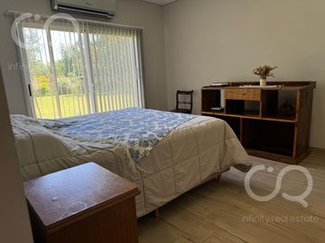 Casa en venta en Barrio Fincas de San Vicente