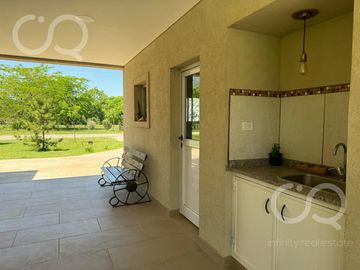 Casa en venta en Barrio Fincas de San Vicente