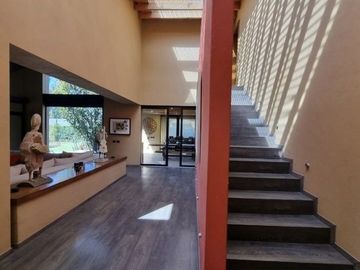 SE VENDE CASA EN VALLE DE BRAVO