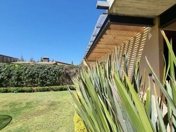 SE VENDE CASA EN VALLE DE BRAVO