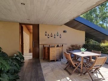 SE VENDE CASA EN VALLE DE BRAVO