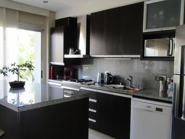 Departamento en venta, 4 ambientes, quilmes centro, cochera