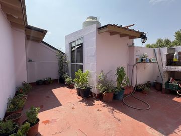 ARIAS 4900 / PH   4  AMBIENTES  EN 2 PLANTAS / VENTA / SAAVEDRA
