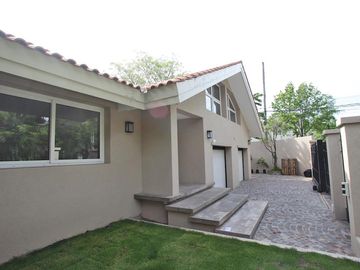 Casa a nuevo - Las Lomas Jockey - San Isidro