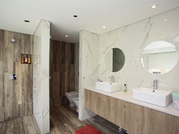 Casa a nuevo - Las Lomas Jockey - San Isidro