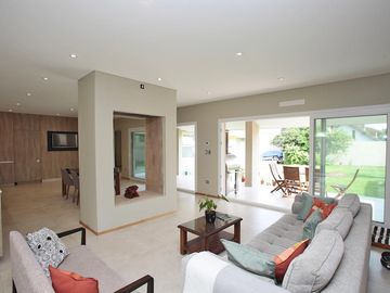 Casa a nuevo - Las Lomas Jockey - San Isidro