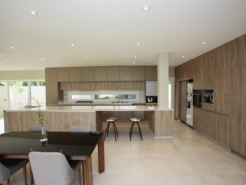 Casa a nuevo - Las Lomas Jockey - San Isidro
