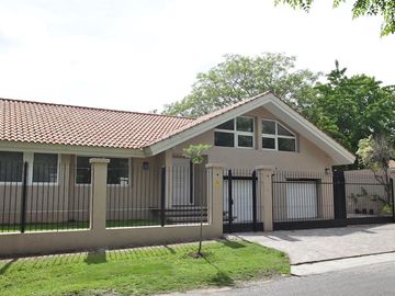 Casa a nuevo - Las Lomas Jockey - San Isidro
