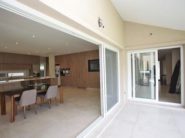 Casa a nuevo - Las Lomas Jockey - San Isidro