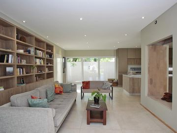 Casa a nuevo - Las Lomas Jockey - San Isidro