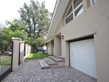 Casa a nuevo - Las Lomas Jockey - San Isidro