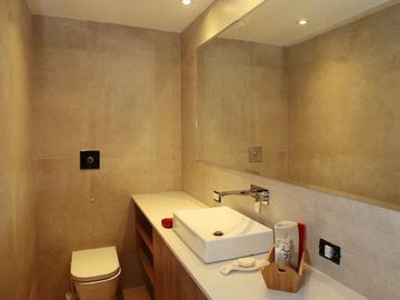 Casa a nuevo - Las Lomas Jockey - San Isidro