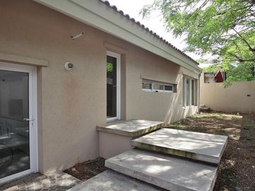 Casa a nuevo - Las Lomas Jockey - San Isidro