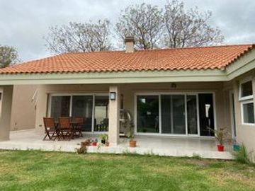 Casa a nuevo - Las Lomas Jockey - San Isidro