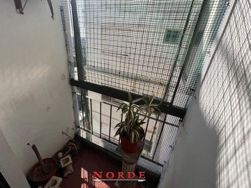 VENTA • FLORESTA • DEPARTAMENTO • DOS AMBIENTES