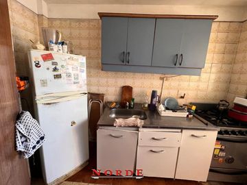 VENTA • FLORESTA • DEPARTAMENTO • DOS AMBIENTES