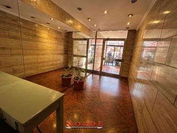 VENTA • FLORESTA • DEPARTAMENTO • DOS AMBIENTES