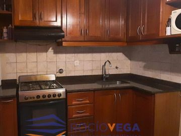 Venta de  Dúplex en Villa Luzuriaga
