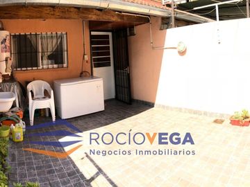 Venta de  Dúplex en Villa Luzuriaga