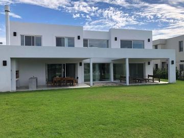 Casa a la venta en Nordelta, El Golf