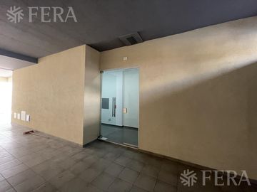 Venta de Local en Wilde a estrenar (28620)