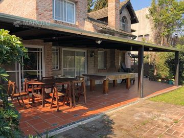 Casa en Venta en Barrio Cerrado FINCAS DE MASCHWITZ - MAROTO PROPIEDADES