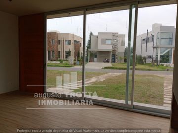 CASA A ESTRENAR  EN UNA PLANTA