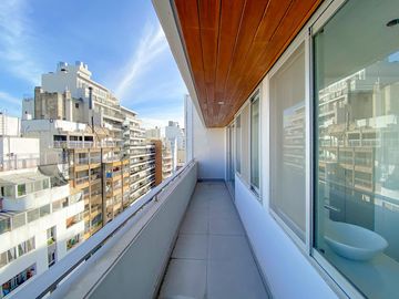 Triplex de 3 Dormitorios en la Mejor Zona de la Ciudad Guemes 2000