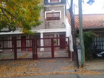 Casa - Olivos-Maipu/Uzal