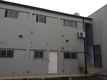 Galpón con Oficinas Departamentos en Venta La Plata
