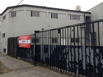 Galpón con Oficinas Departamentos en Venta La Plata