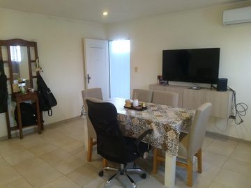 Galpón con Oficinas Departamentos en Venta La Plata