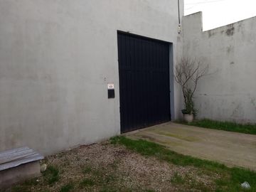 Galpón con Oficinas Departamentos en Venta La Plata