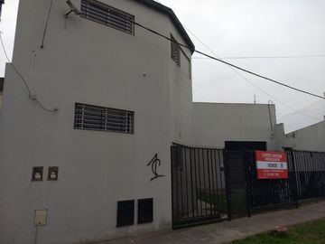 Galpón con Oficinas Departamentos en Venta La Plata