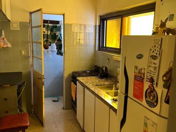 Departamento 2 ambientes a metros municipio Lomas